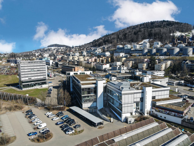 Das Tagblatt-Gebäude und die EMPA und mittendrin die Topix