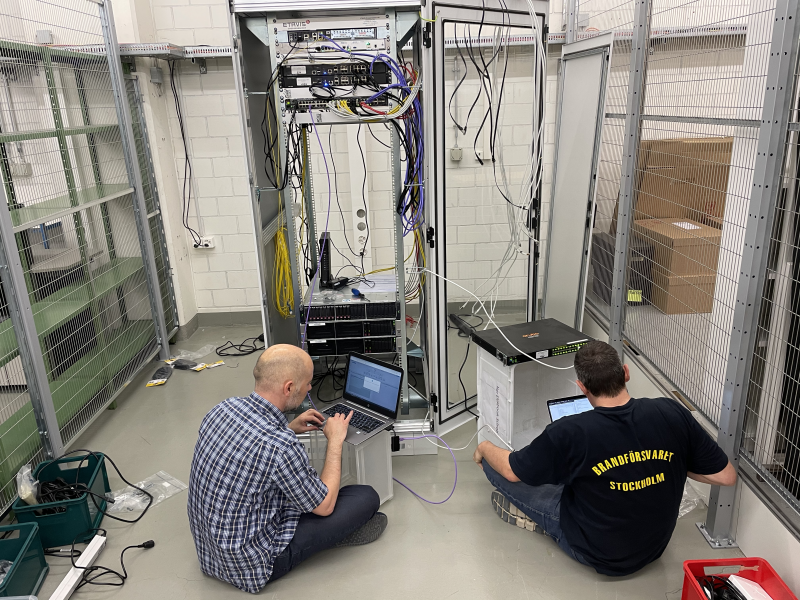Zwei Netzwerktechniker in ihrem Element