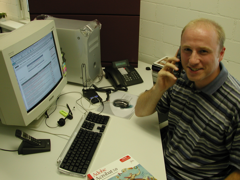 Fabio gibt Telefonsupport (2001)