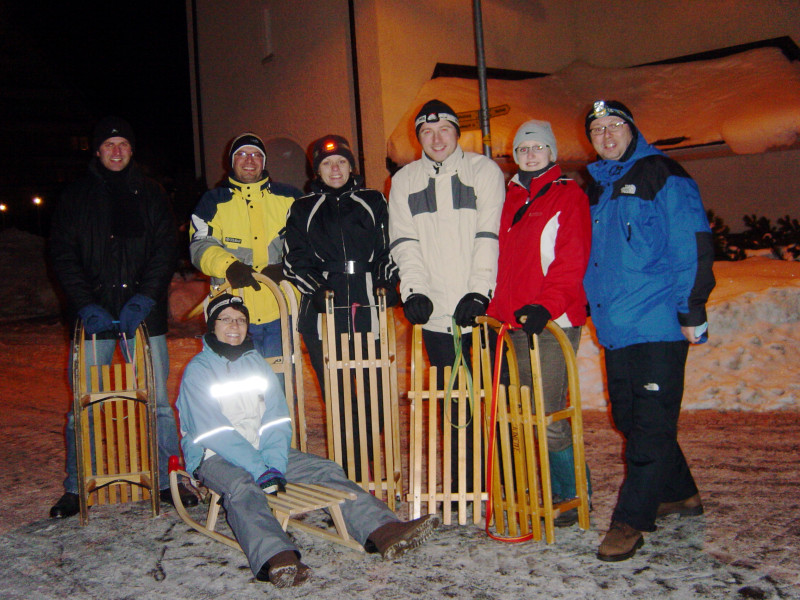 Das Topix Team beim Schlitteln