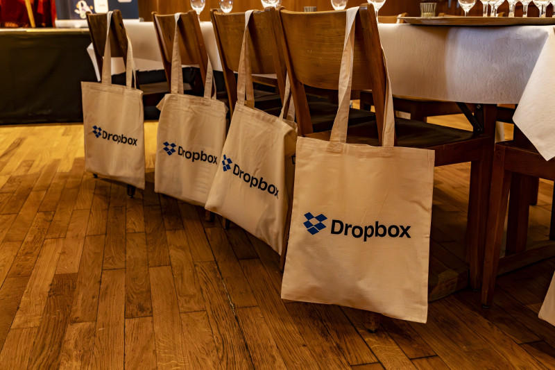 Dropbox Dash Anlass